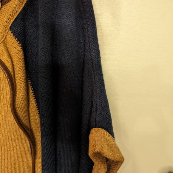 Anthropologie Akemi + Kin Oversized Shawl Sweater with perfect Neck Closure - Picture 4 of 7